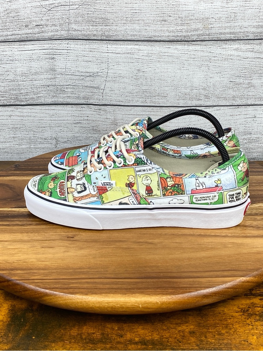 Vans X Peanuts Authentic Lace Up Comics Charlie Brown Snoopy Shoe Womens Size 10
